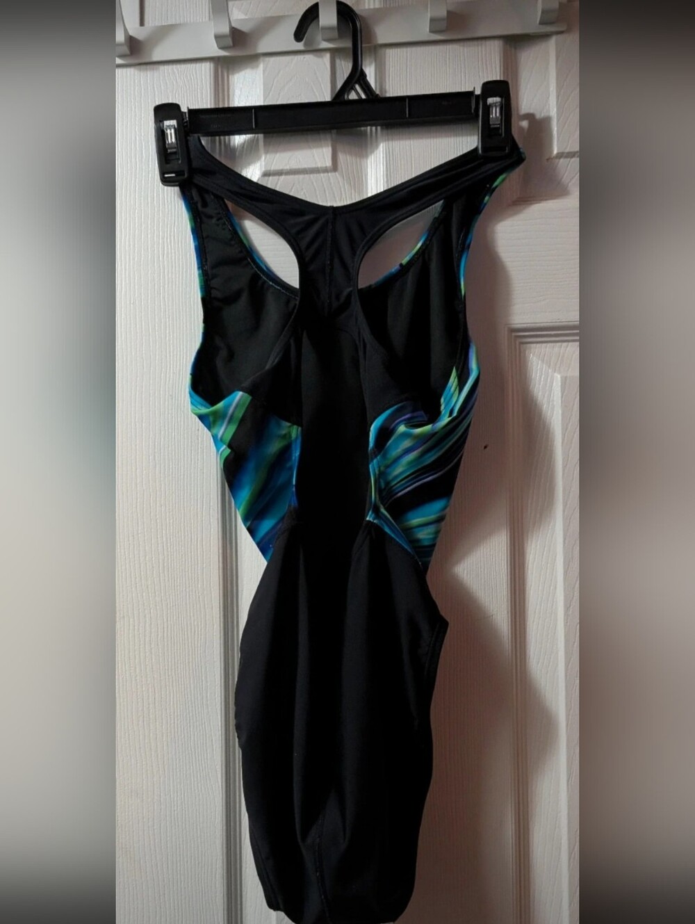 TYR One Piece Swimsuit Blue Green Abstract Racerback Athletic Swimwear Women's - Picture 4 of 7